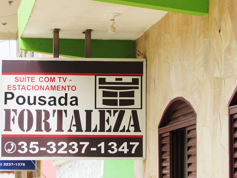 Quarto Quádruplo Pousada Fortaleza São Thomé